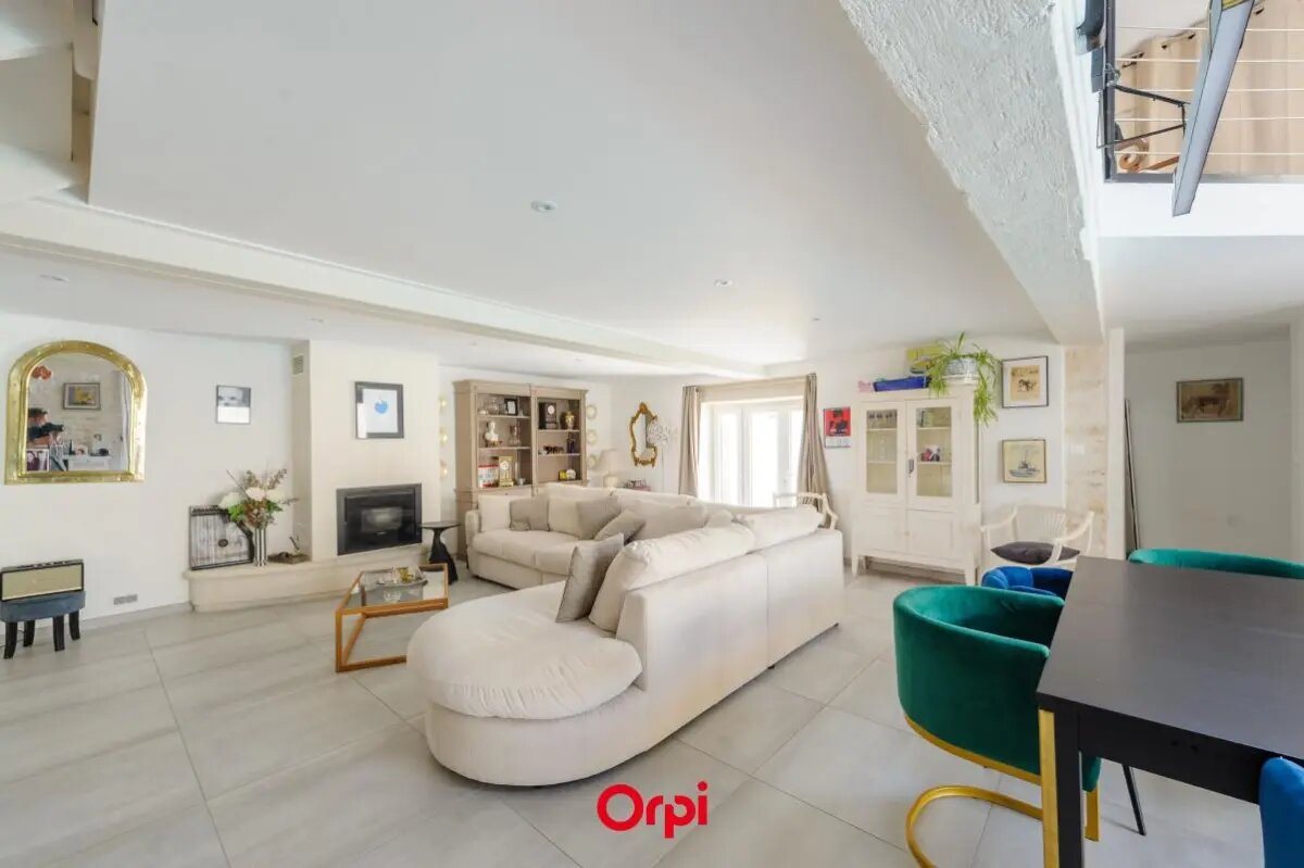 Maison à vendre, 141m², Saint-Vivien