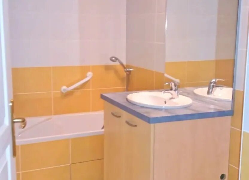 Appartement à vendre, 67m², Cruseilles