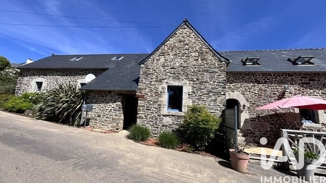Maison à vendre, 173m², Le Cloître-Pleyben