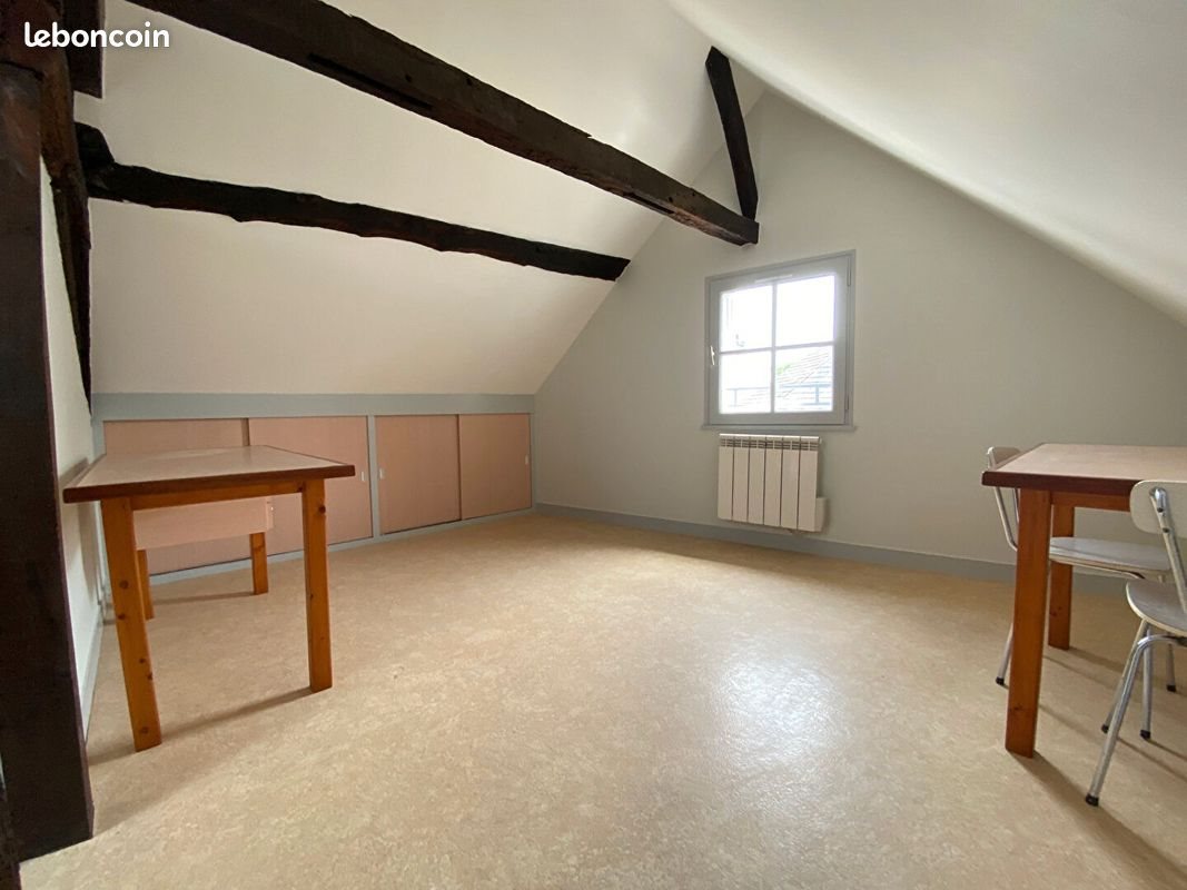 Appartement à louer, 14m², Chinon