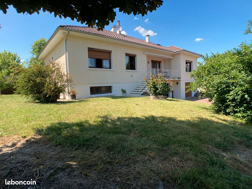 Maison à vendre, 134m², Chinon
