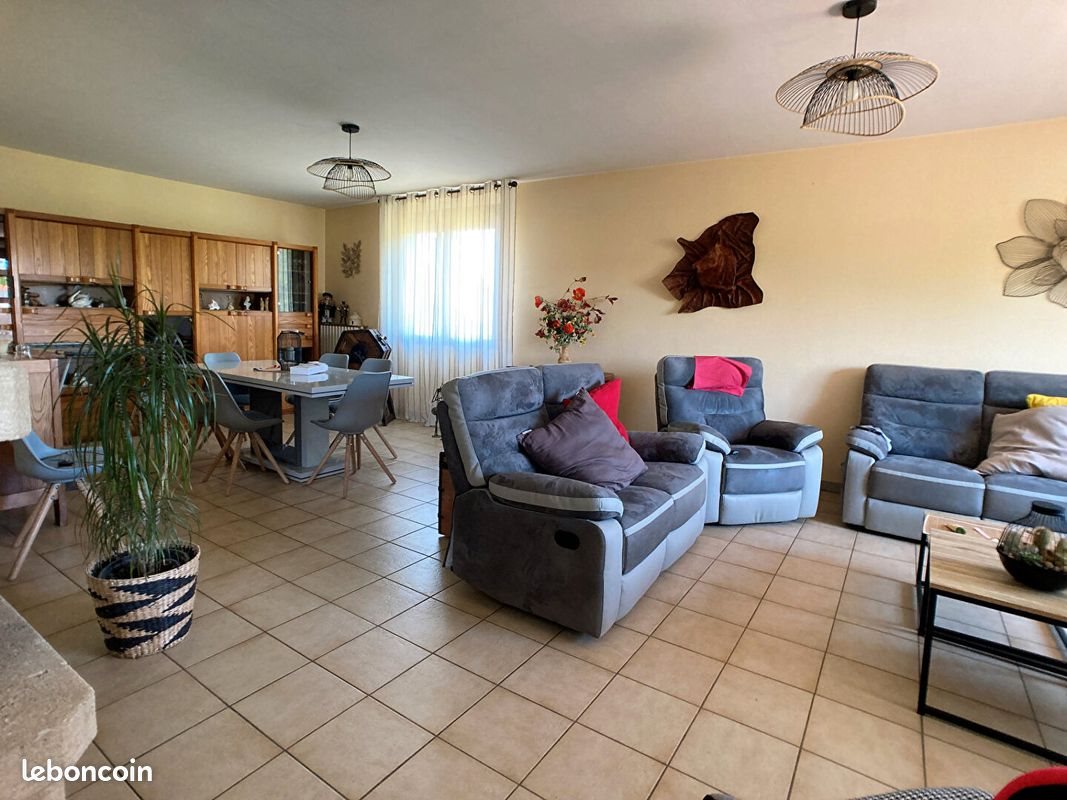 Maison à vendre, 134m², Chinon