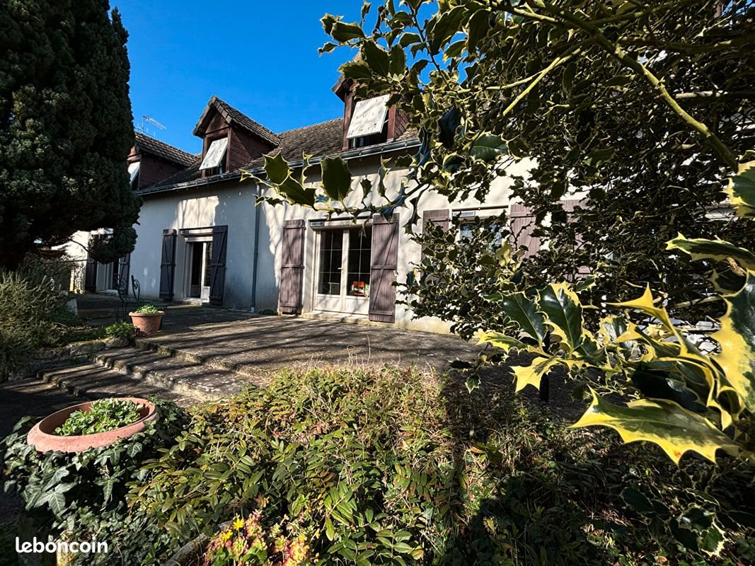 Maison à vendre, 199m², Beaumont-en-Véron