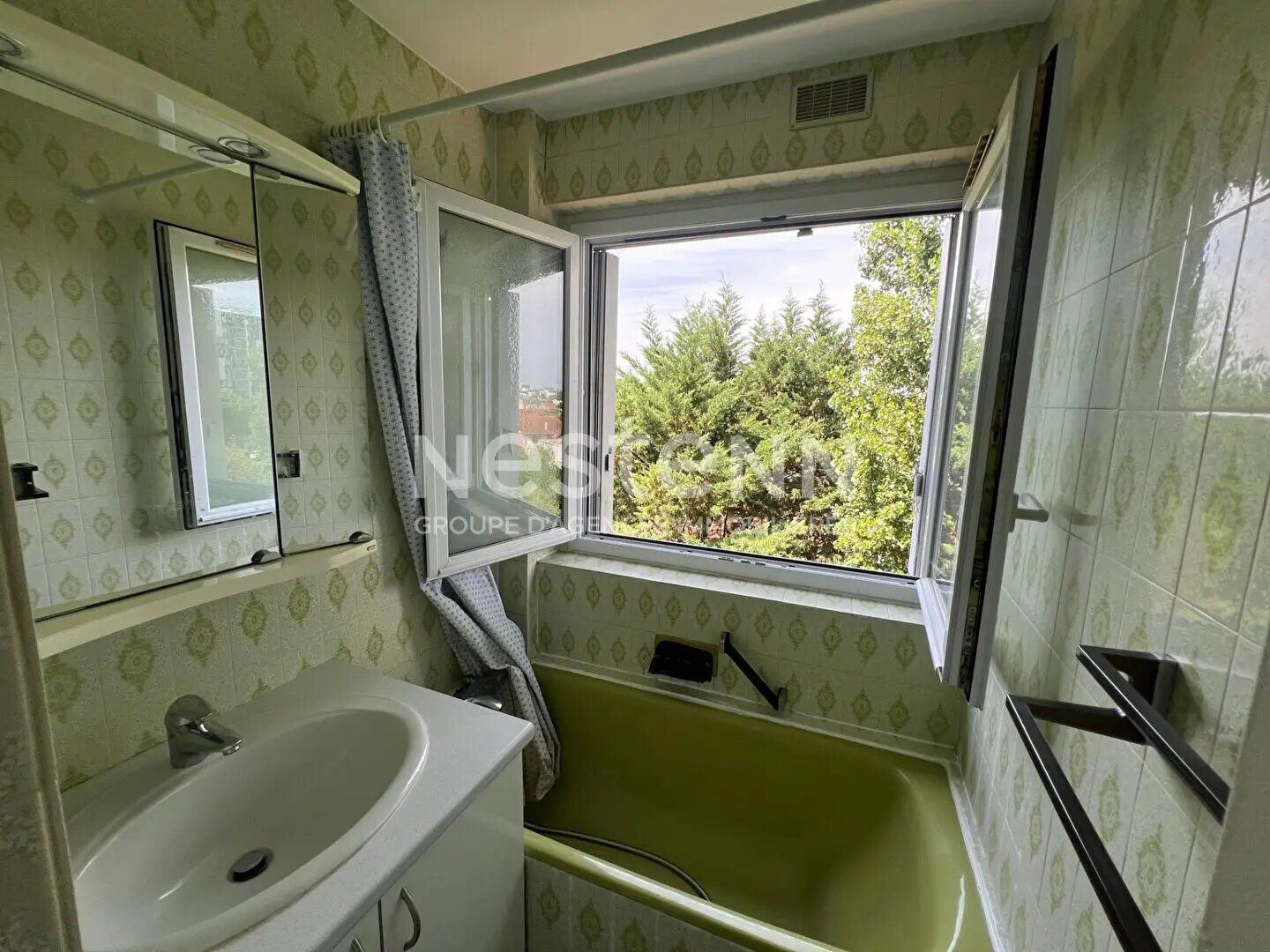 Appartement à louer, 61m², Massy