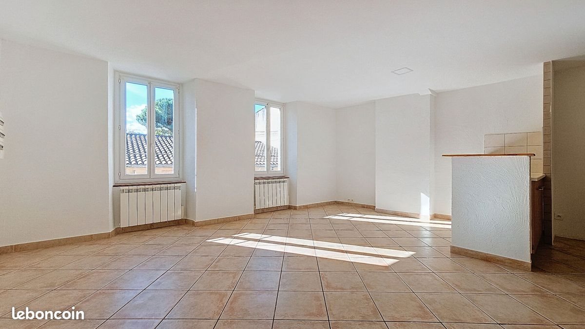 Appartement à louer, 90m², Cazères