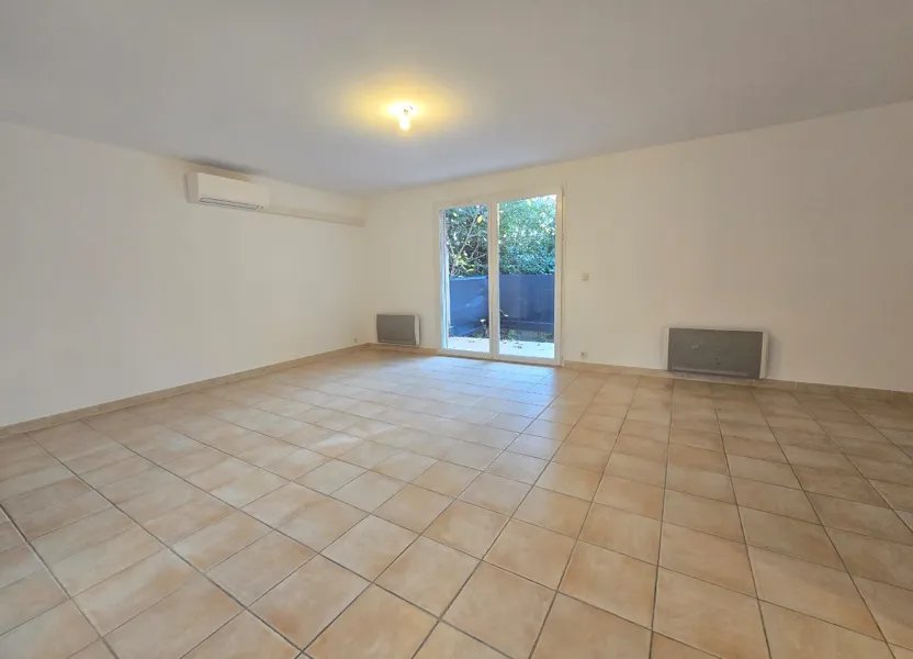 Appartement à louer, 62m², Arles