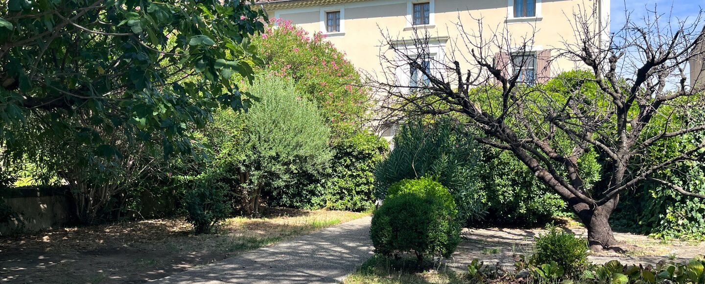 Maison à vendre, 183m², Entraigues-sur-la-Sorgue