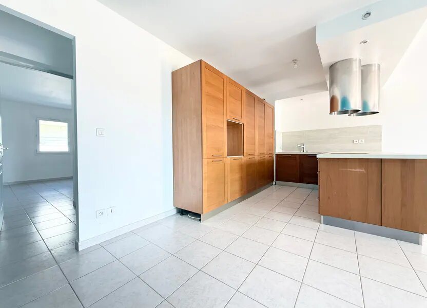 Appartement à vendre, 106m², Saint-Chamas