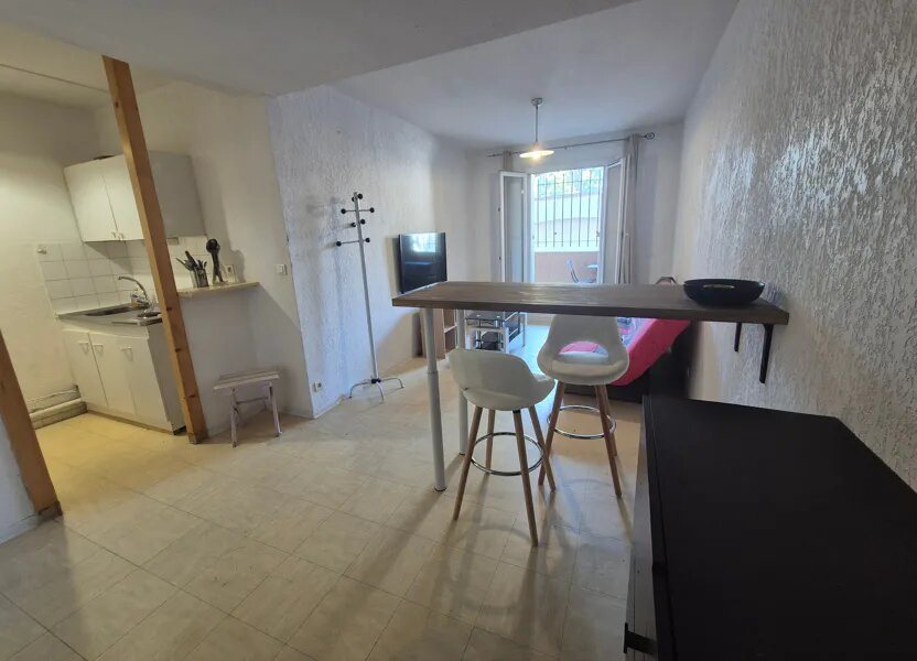 Appartement à louer, 28m², Salon-de-Provence