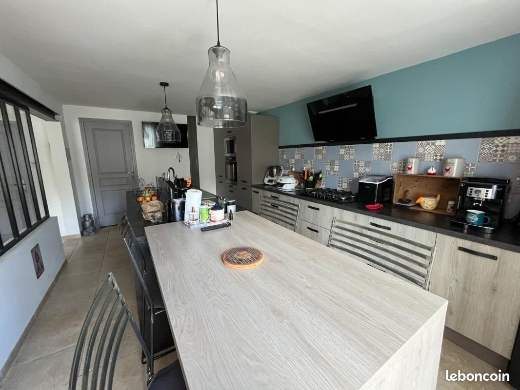 Maison à vendre, 150m², L'Isle-sur-la-Sorgue