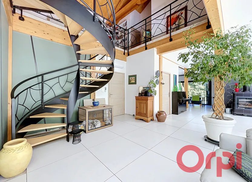 Maison à vendre, 191m², Nivolas-Vermelle