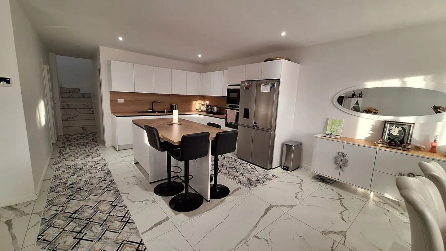 Maison à vendre, 136m², Les Martres-de-Veyre