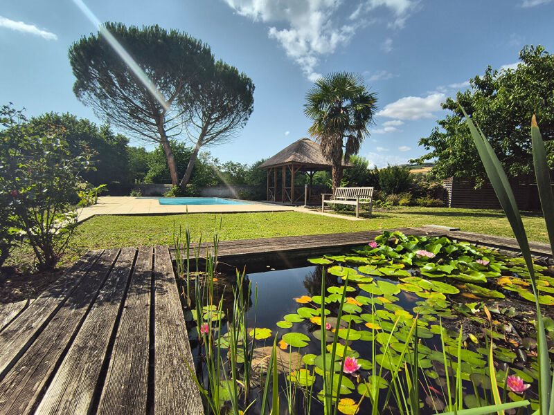 Maison à vendre, 192m², Tallende