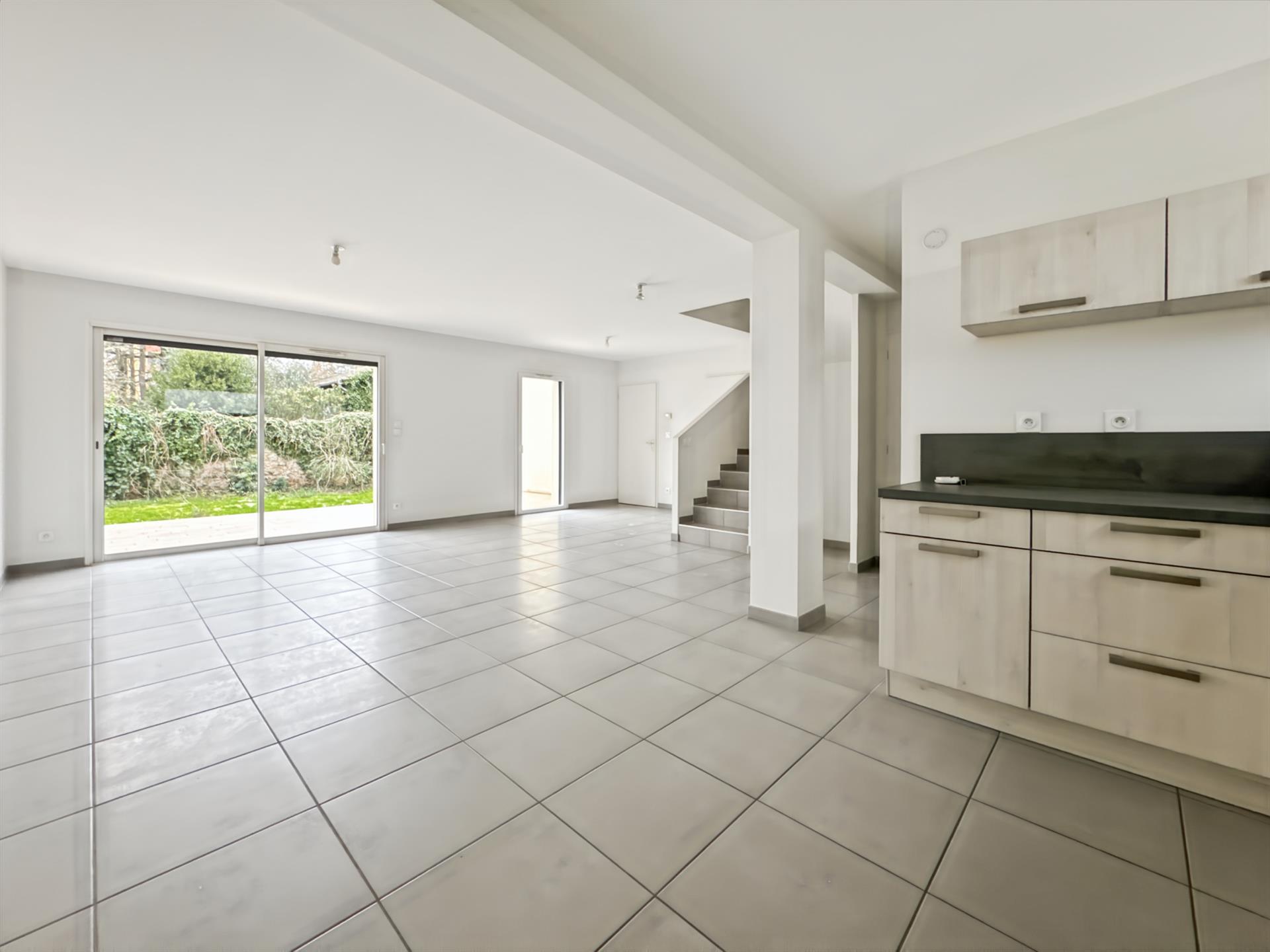 Maison à vendre, 117m², Arnas