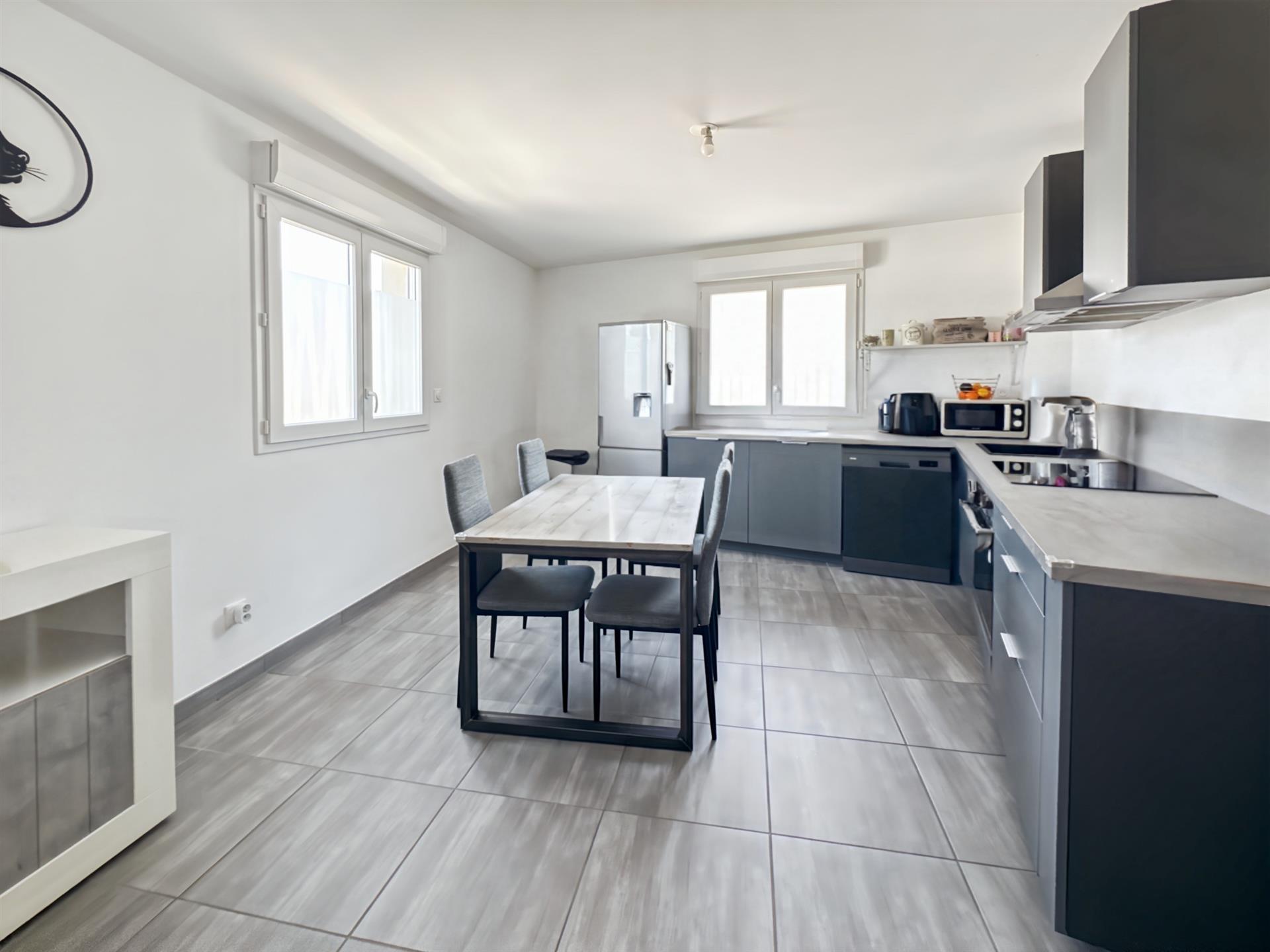 Appartement à vendre, 66m², Trévoux