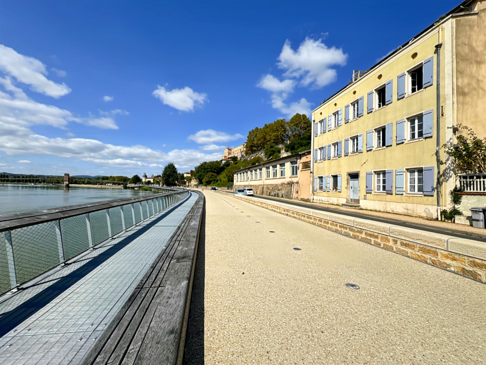 Appartement à vendre, 50m², Trévoux