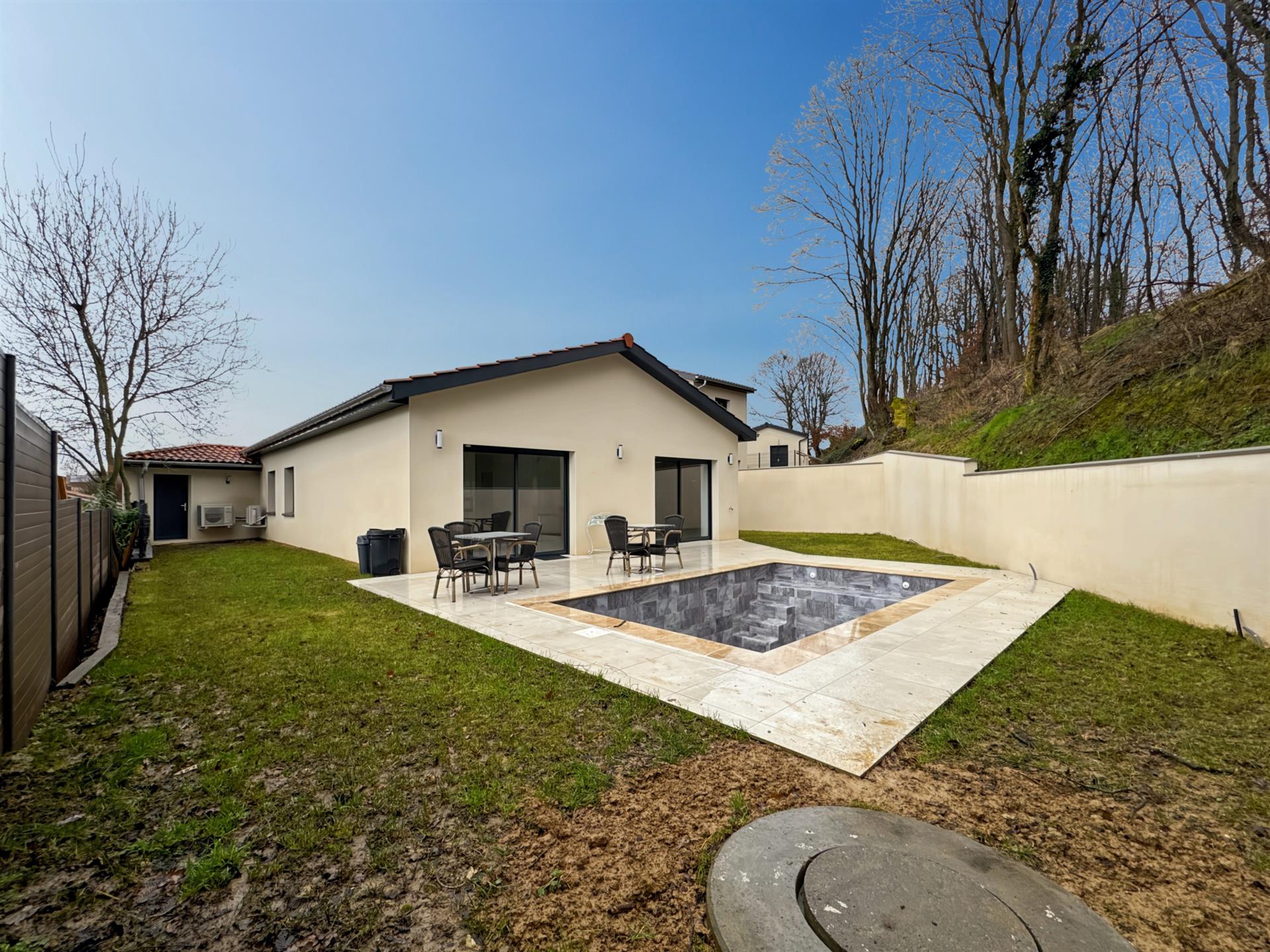 Maison à vendre, 103m², Toussieux