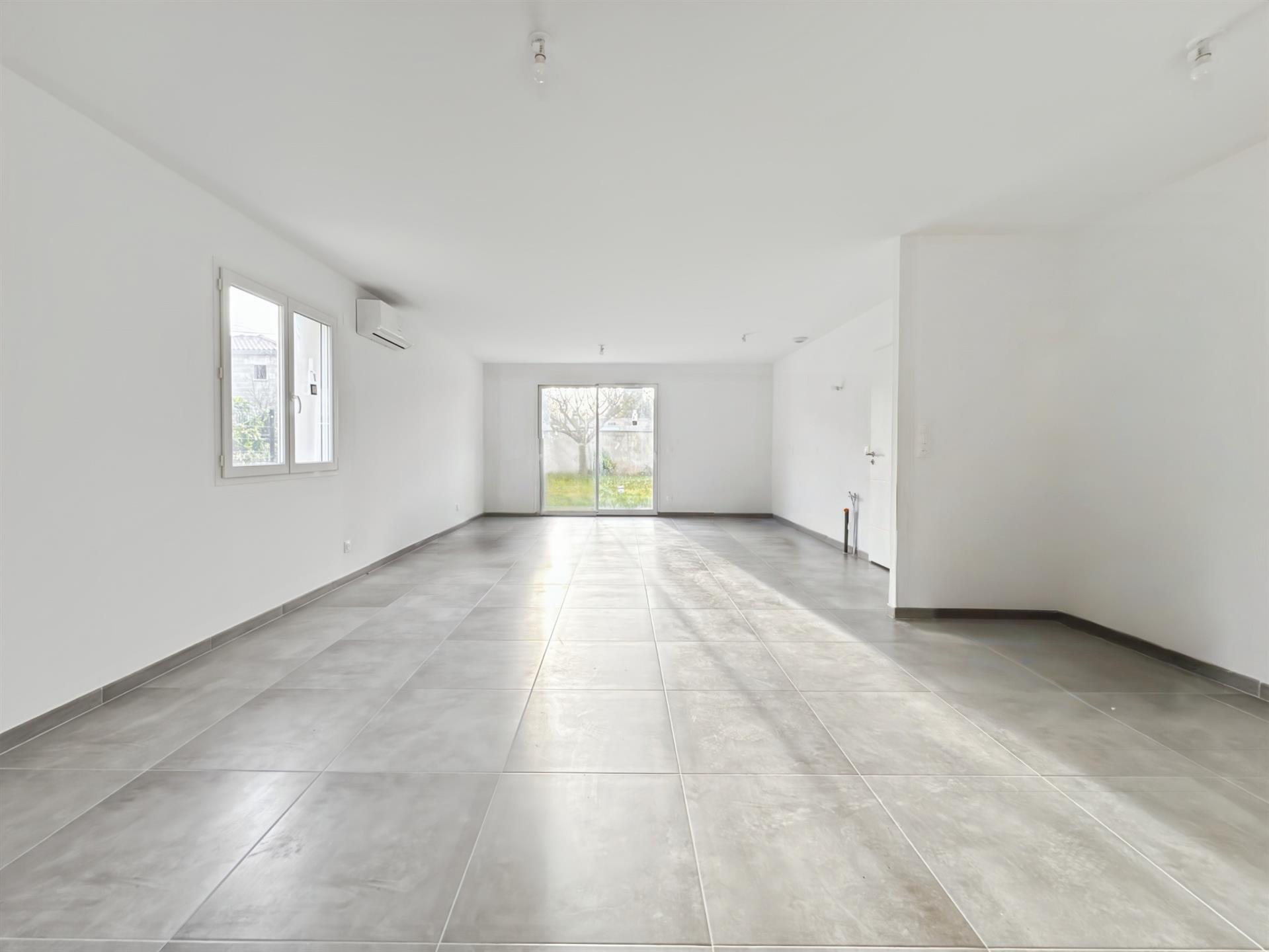 Maison à vendre, 100m², Saint-Didier-de-Formans