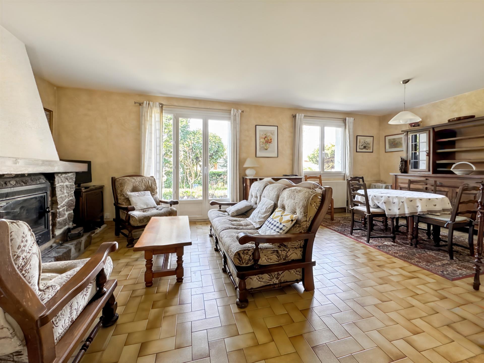 Maison à vendre, 70m², Massieux