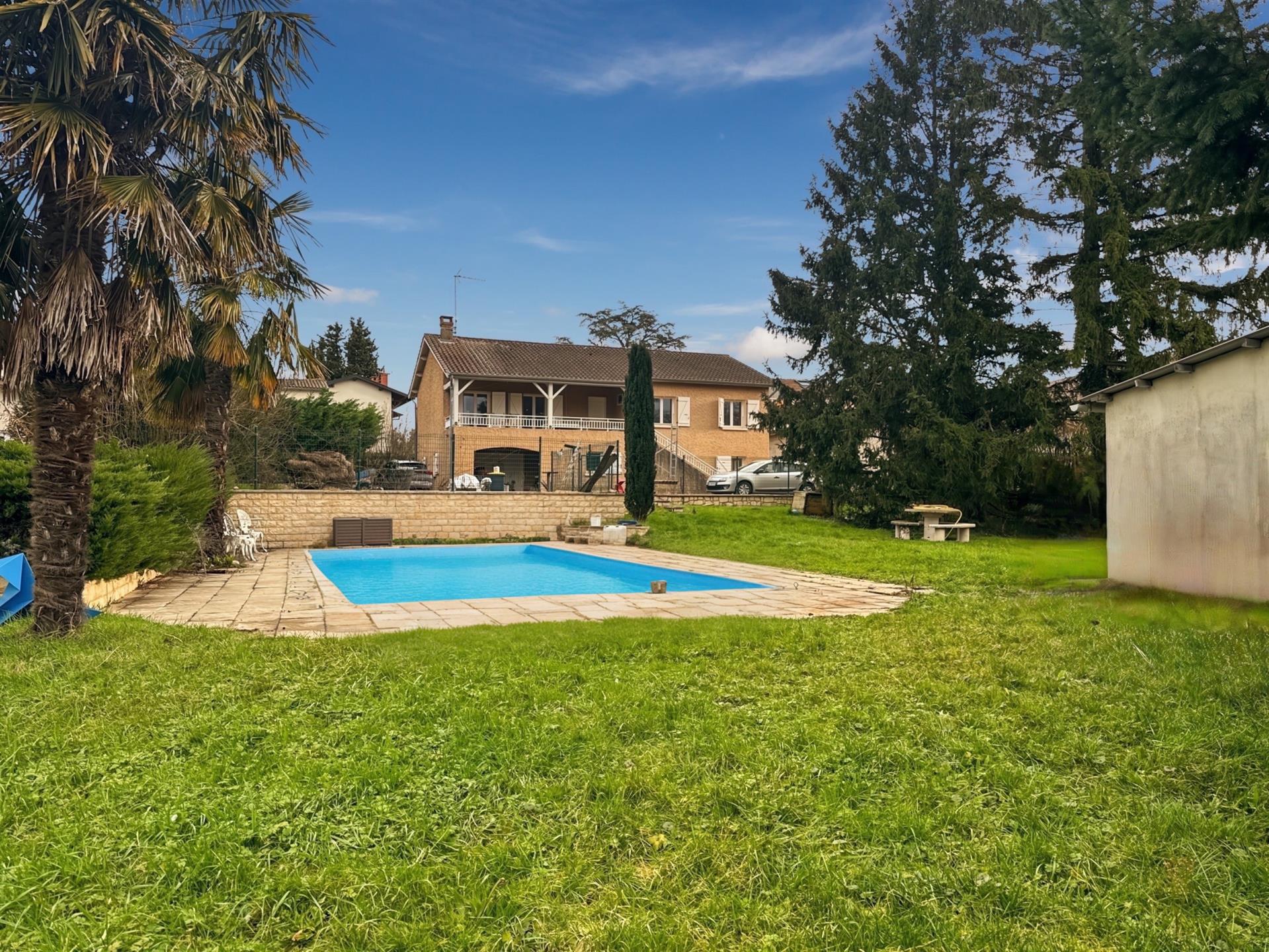 Maison à vendre, 216m², Quincieux