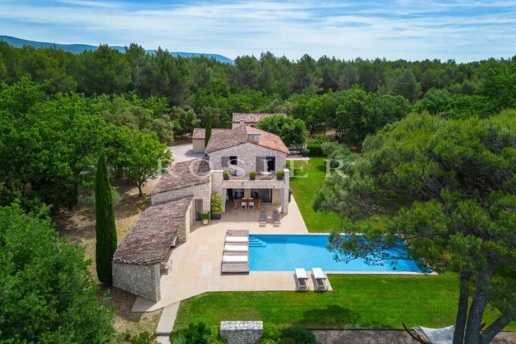 Maison à vendre, 295m², Saint-Saturnin-lès-Apt
