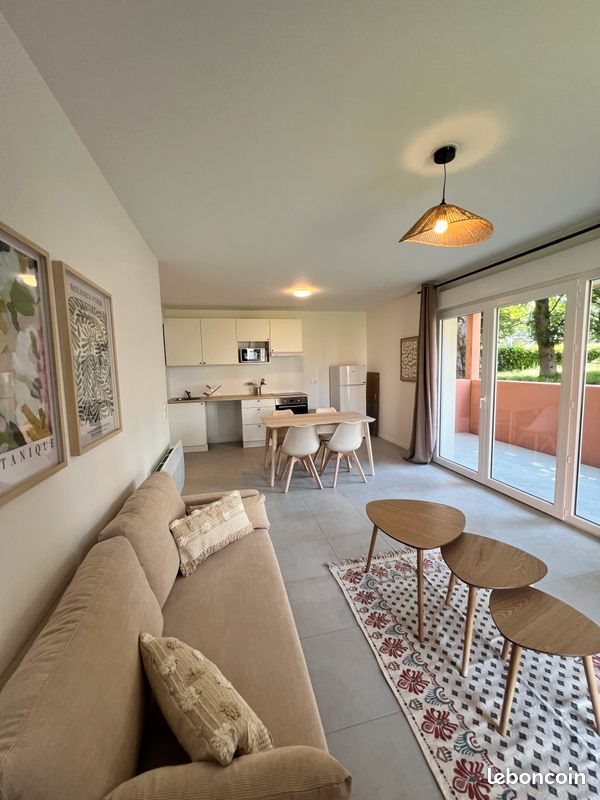 Appartement à louer, 62m², Pau