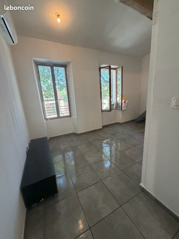Appartement à louer, 29m², Marseille 13ème