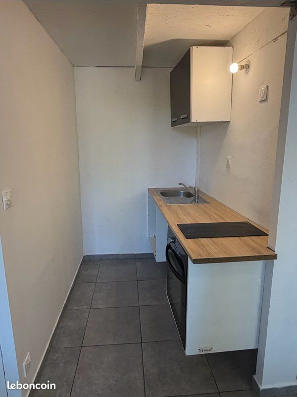 Appartement à louer, 29m², Marseille 13ème