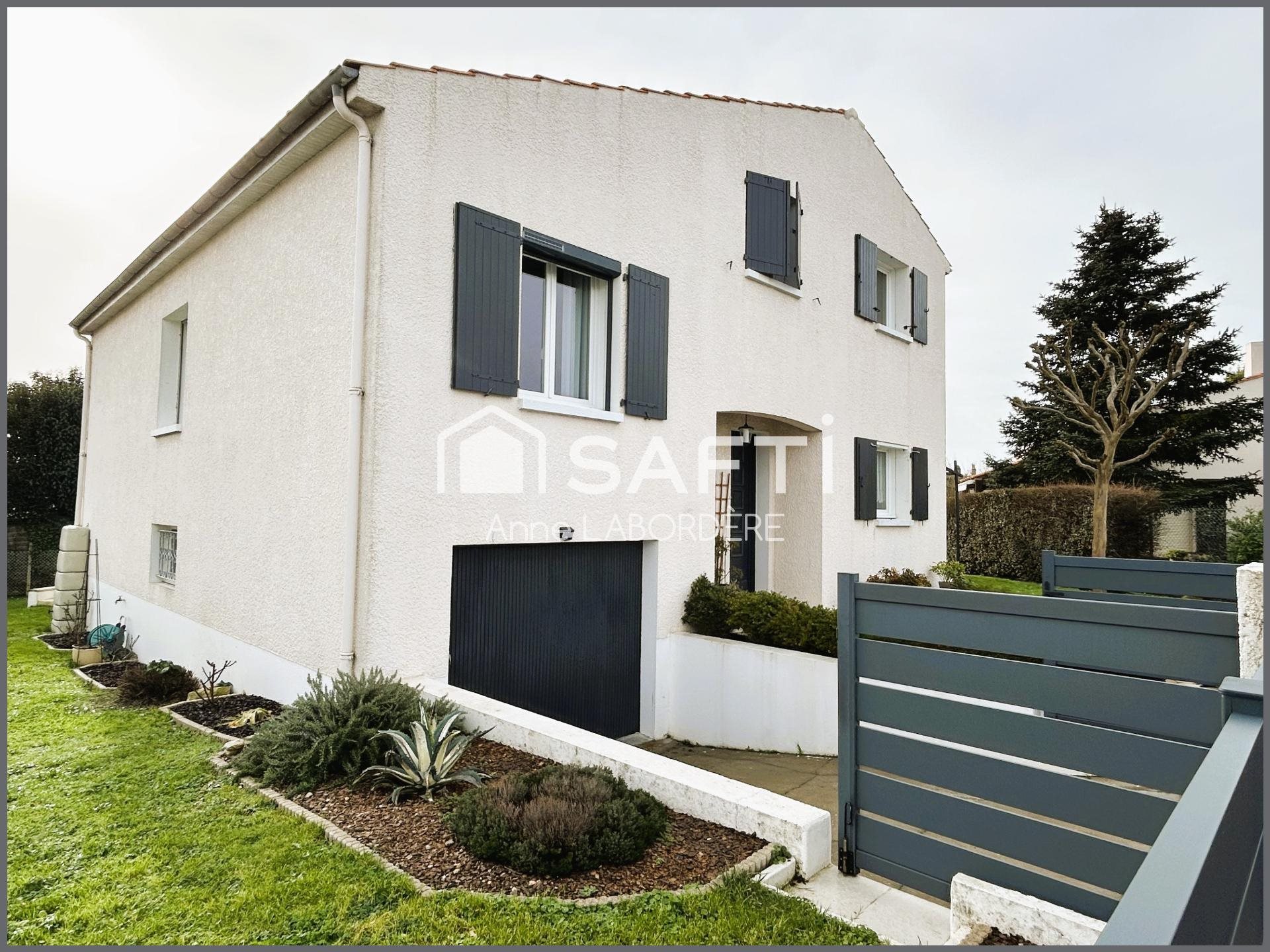 Maison à vendre, 170m², Lagord