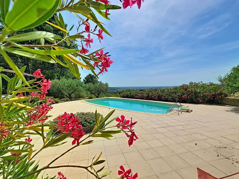 Maison à vendre, 176m², Domazan