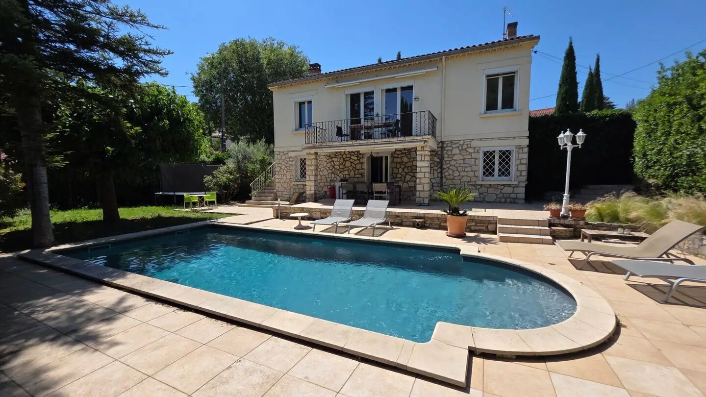 Maison à vendre, 117m², Villeneuve-lès-Avignon