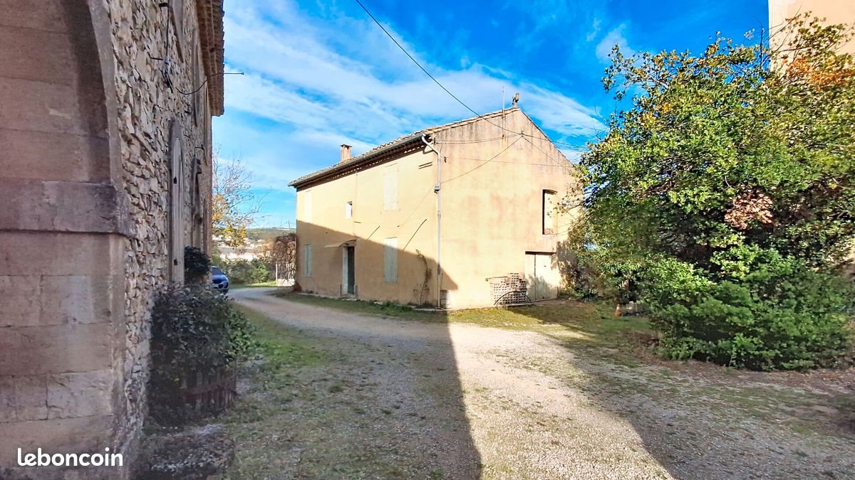 Maison à vendre, 270m², Laudun-l'Ardoise