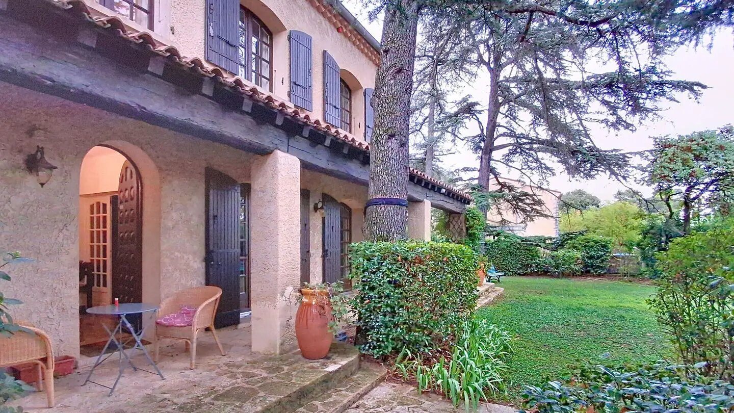 Maison à vendre, 160m², Villeneuve-lès-Avignon