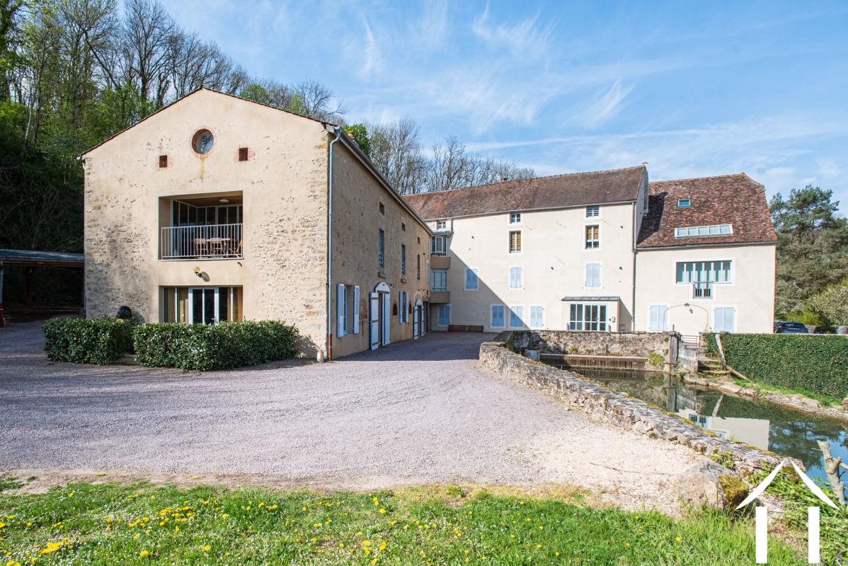 Maison à vendre, 93m², Semur-en-Auxois
