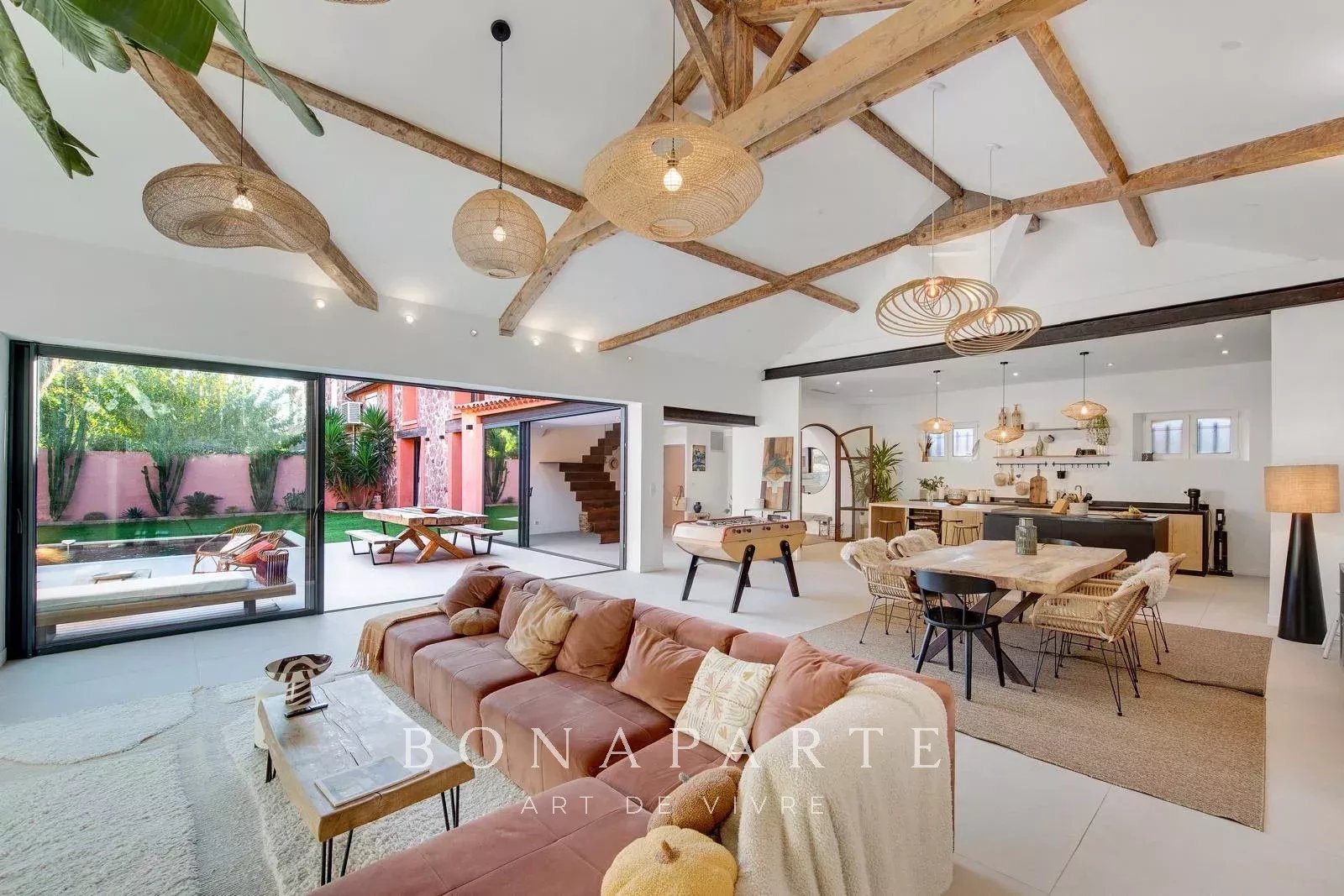Maison à vendre, 280m², Saint-Raphaël