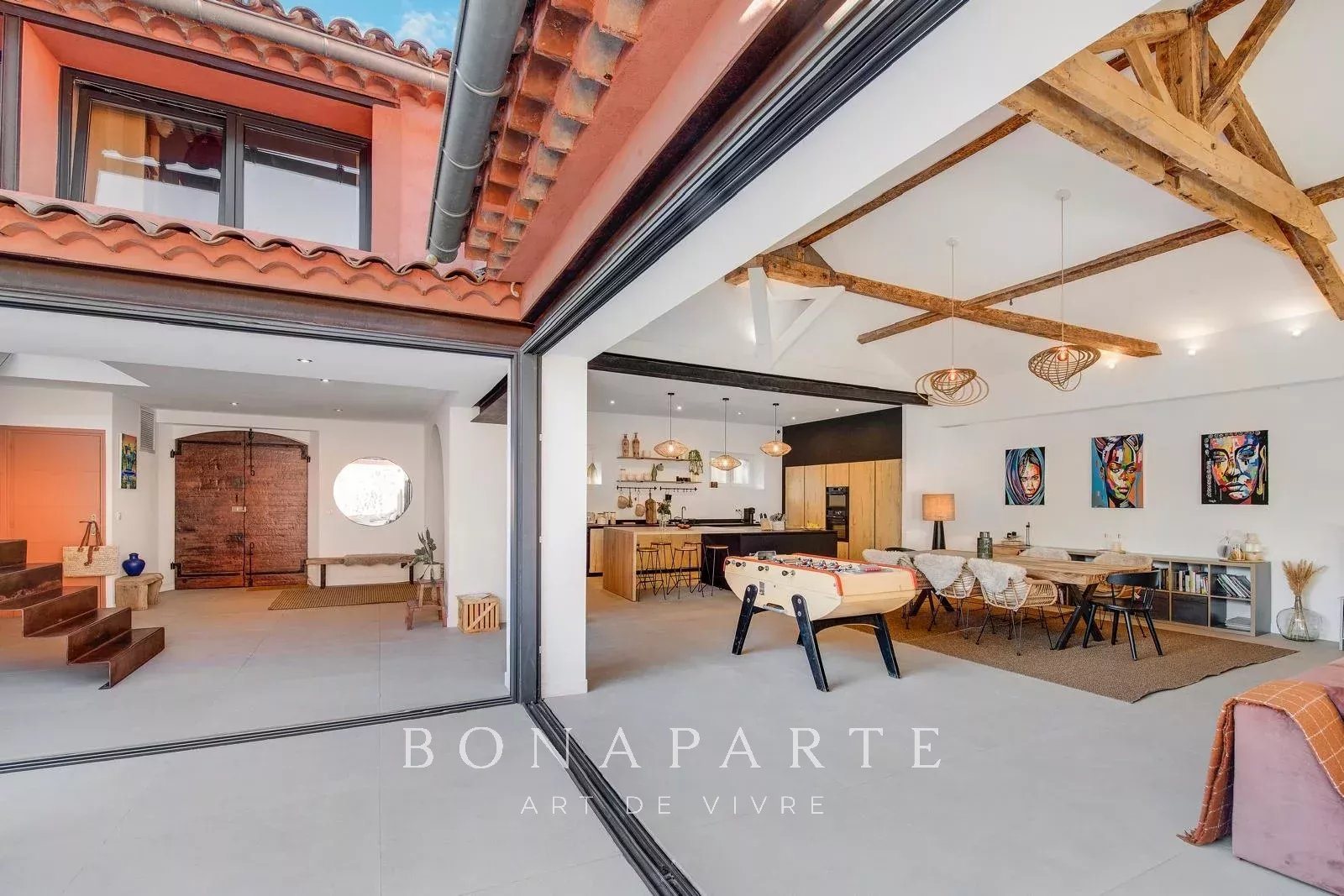 Maison à vendre, 280m², Saint-Raphaël