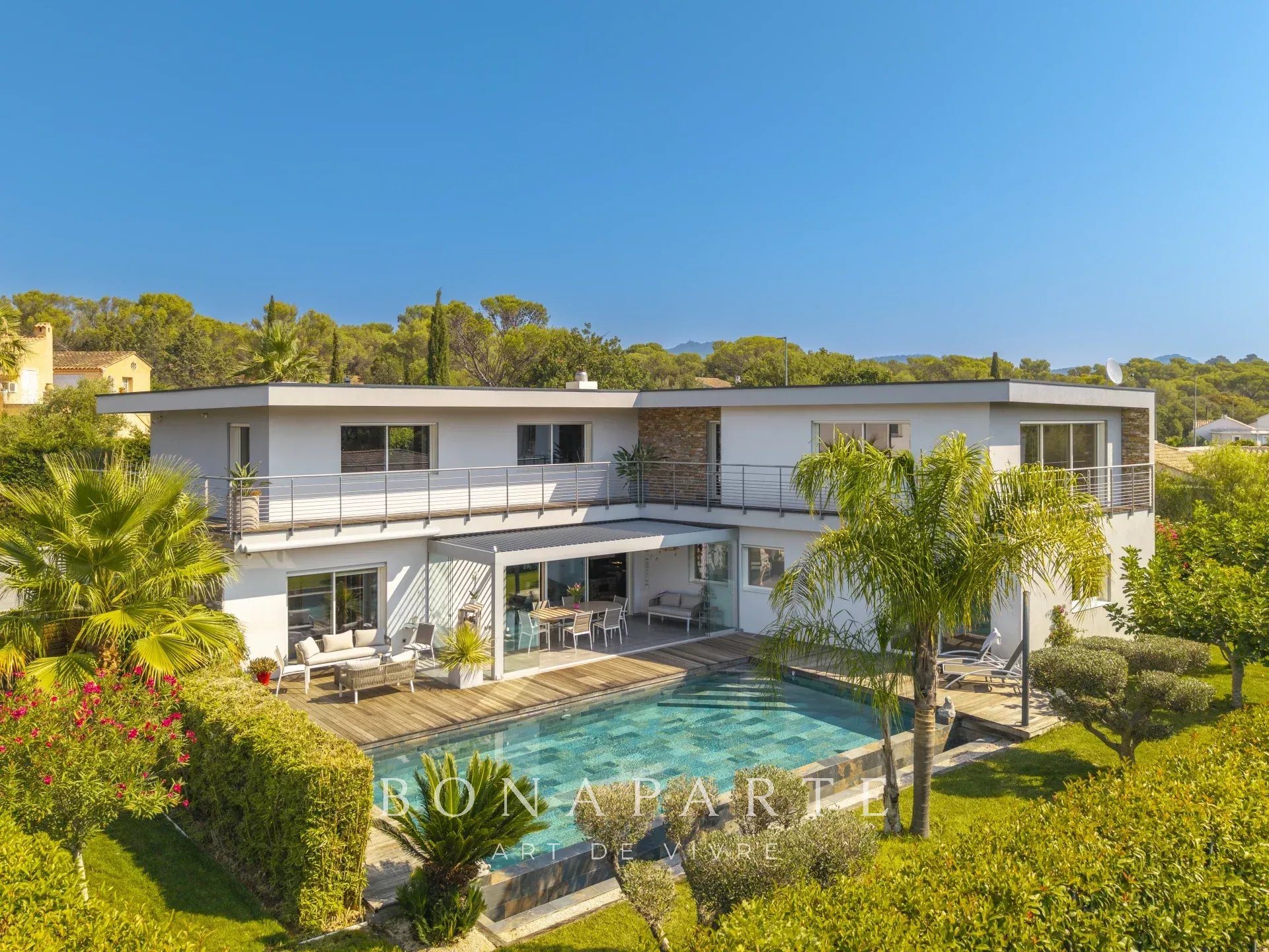 Maison à vendre, 322m², Saint-Raphaël