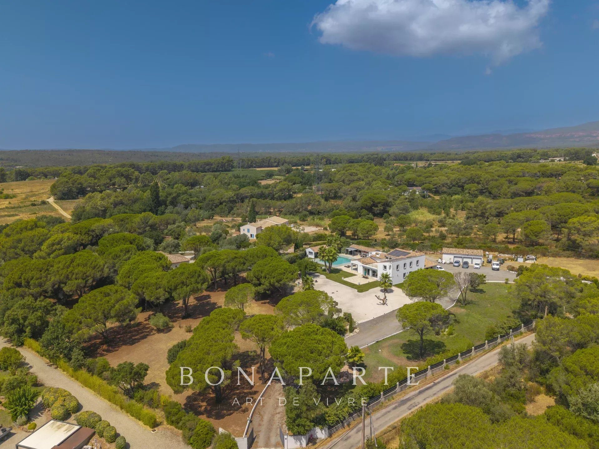 Maison à vendre, 280m², Roquebrune-sur-Argens