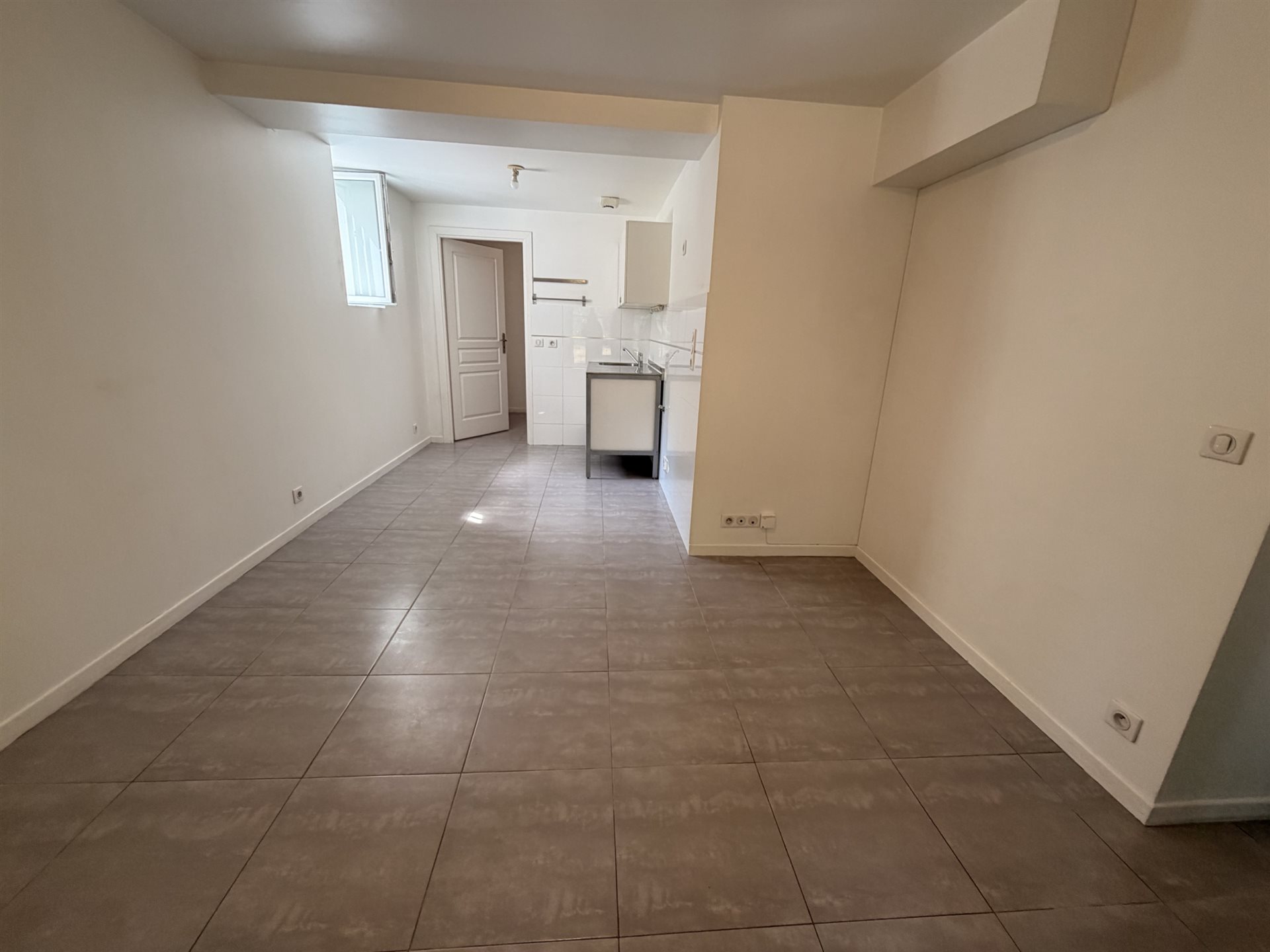 Appartement à louer, 44m², Corbeil-Essonnes