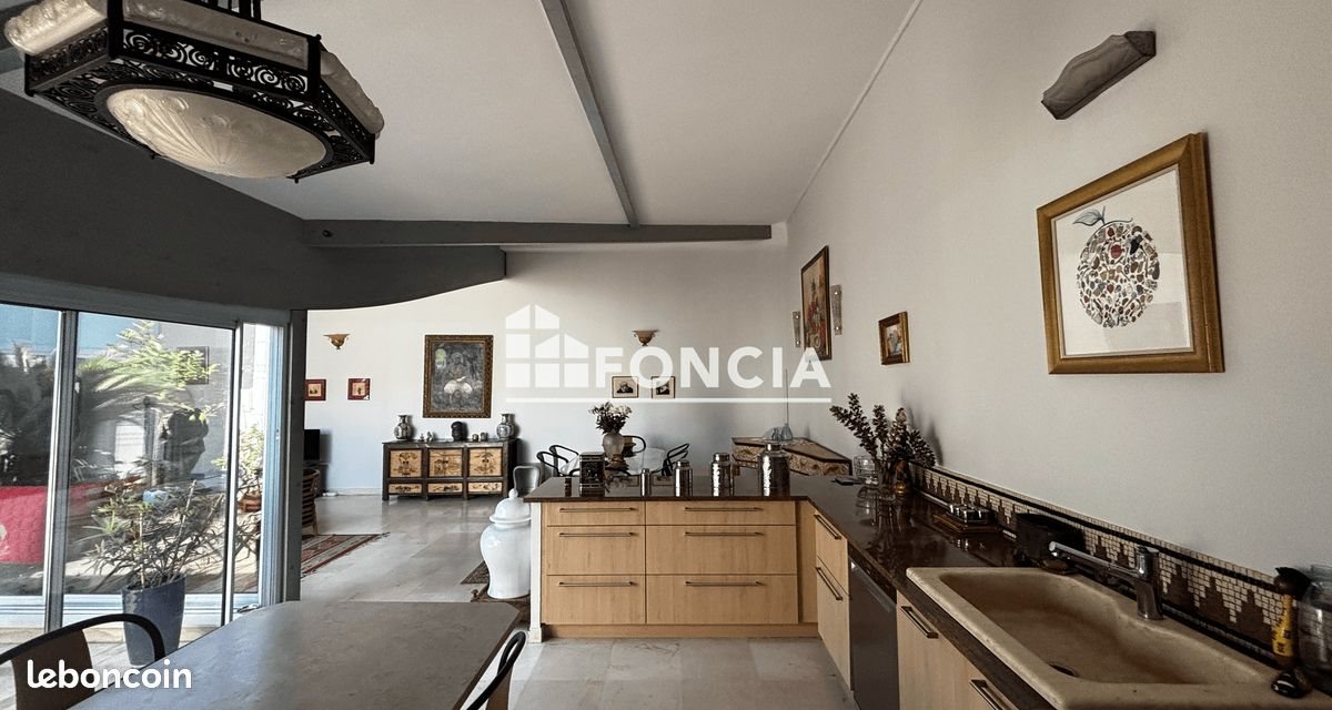 Maison à vendre, 175m², Arles
