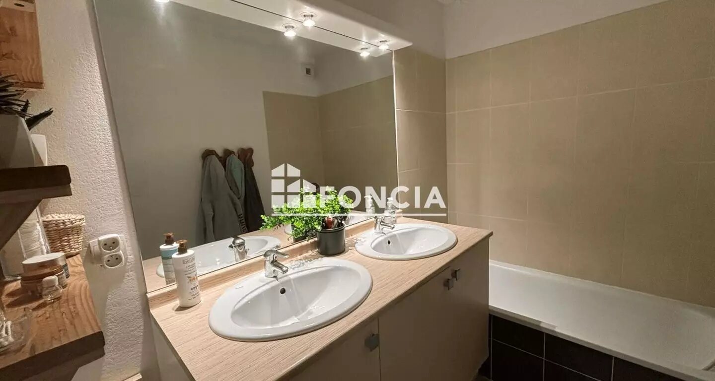 Appartement à vendre, 75m², Lunel
