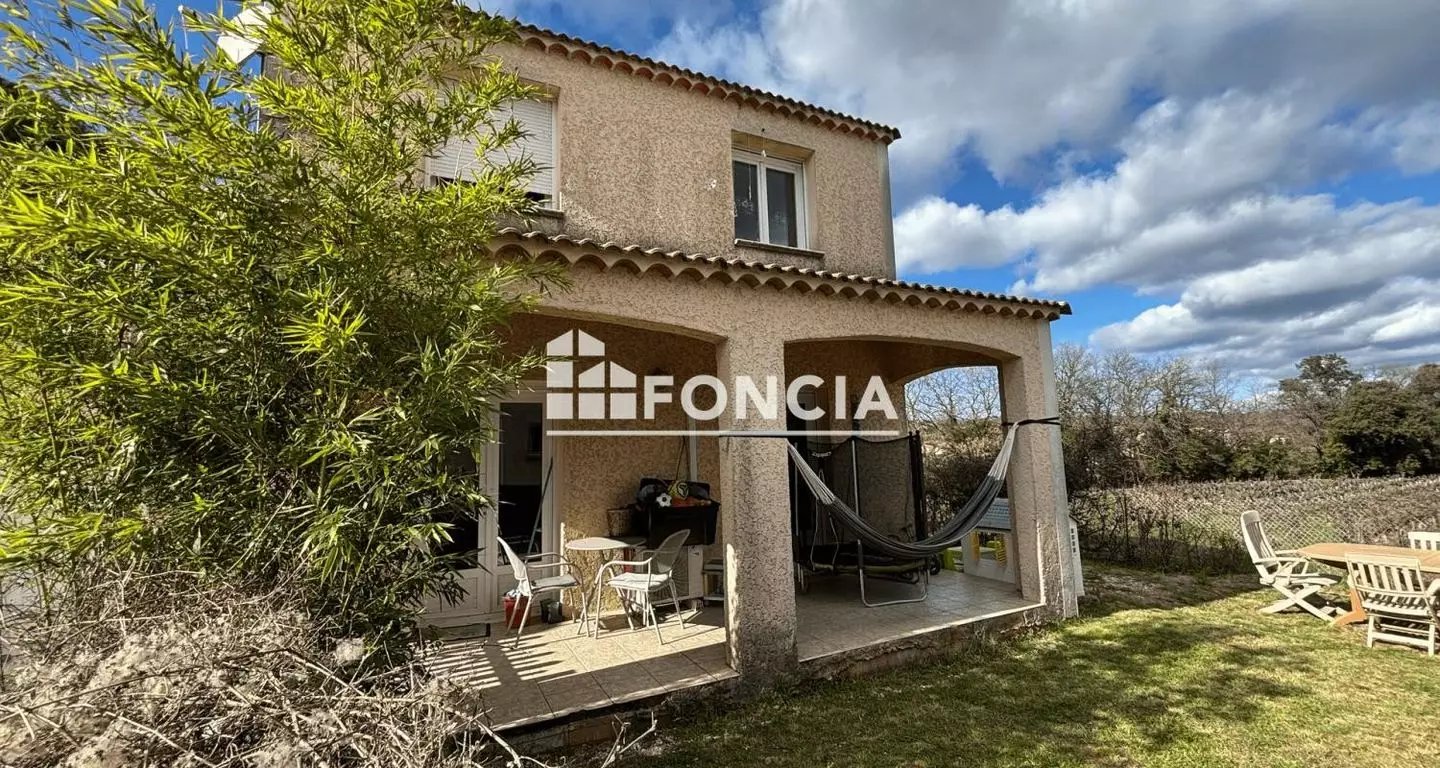 Maison à vendre, 84m², Saint-Marcel-de-Careiret