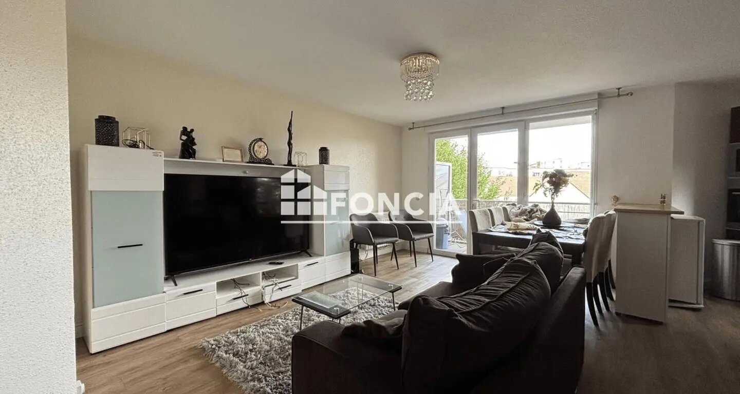 Appartement à vendre, 61m², Évry-Courcouronnes