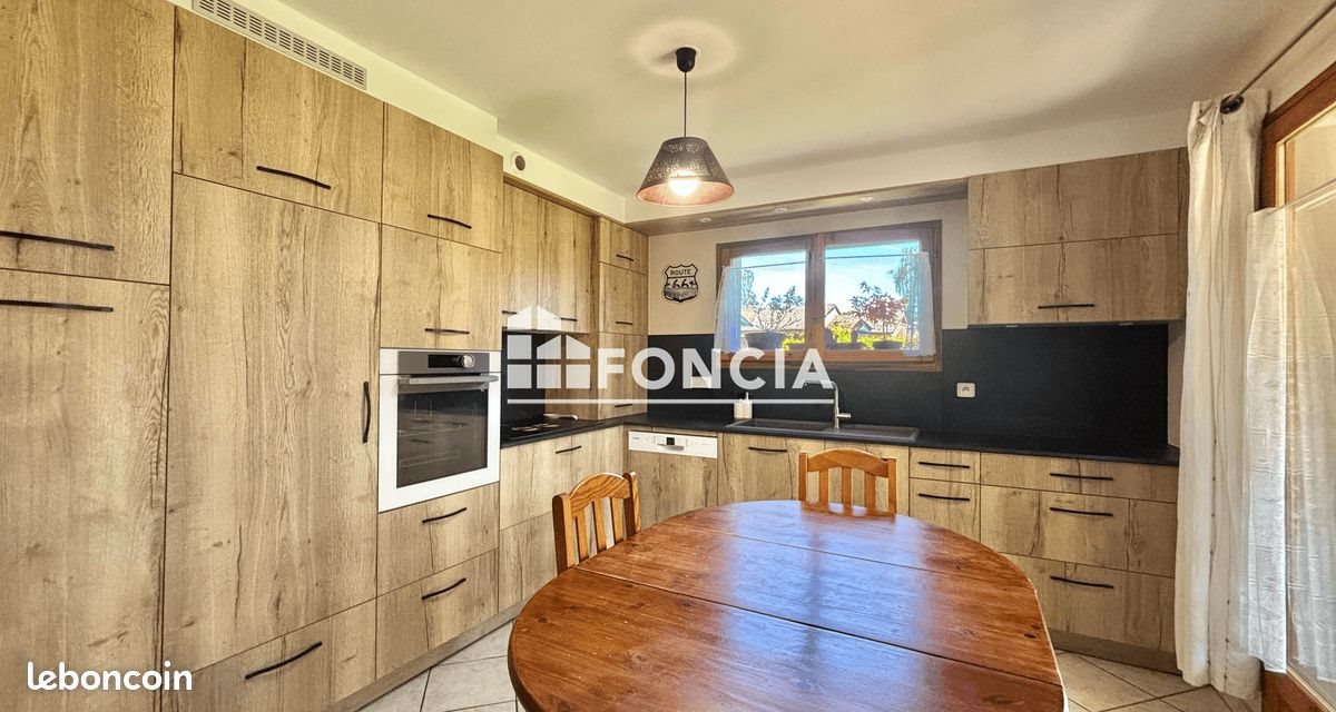 Maison à vendre, 150m², Amancy