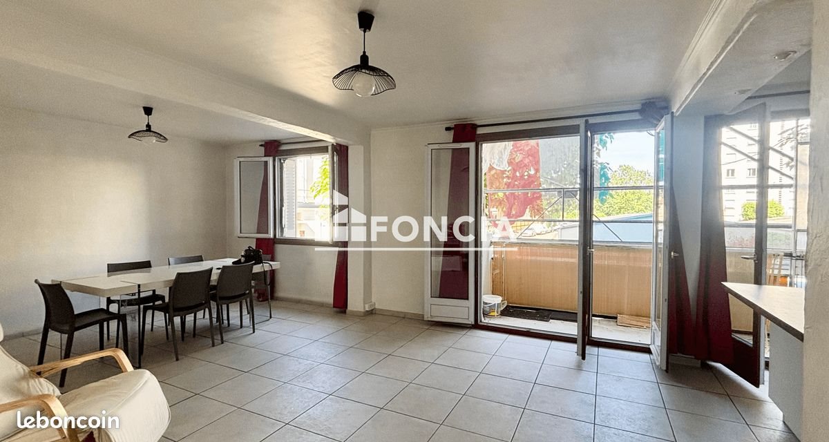 Appartement à vendre, 81m², Sainte-Foy-lès-Lyon