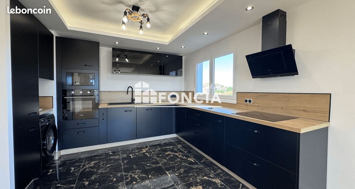 Appartement à vendre, 57m², Fréjus