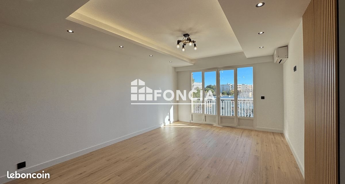 Appartement à vendre, 57m², Fréjus