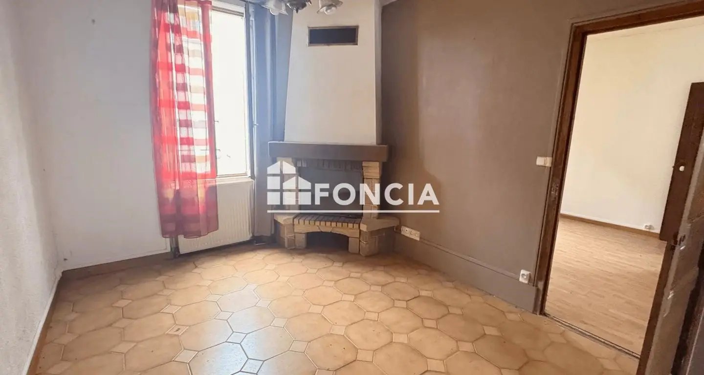Maison à vendre, 90m², Pussay