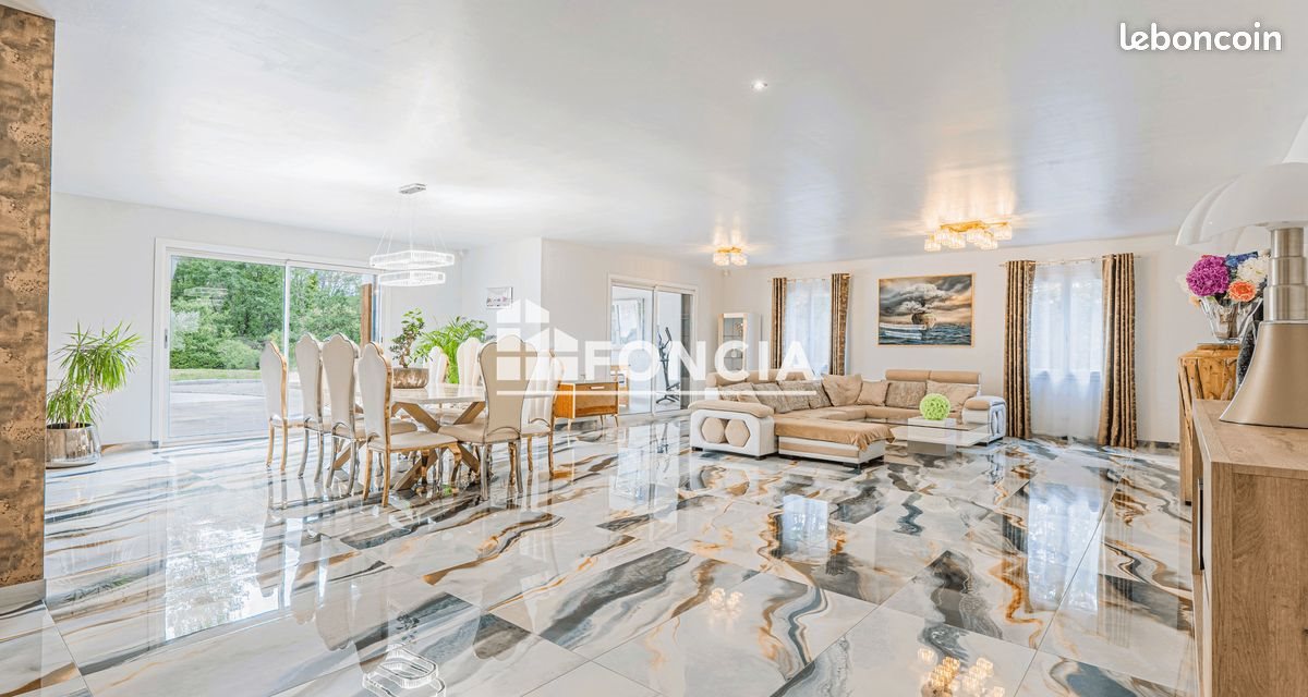 Maison à vendre, 425m², Trans-en-Provence