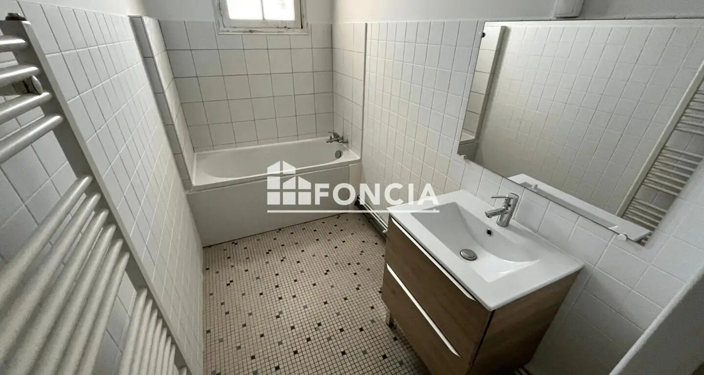 Appartement à vendre, 97m², Sainte-Foy-la-Grande